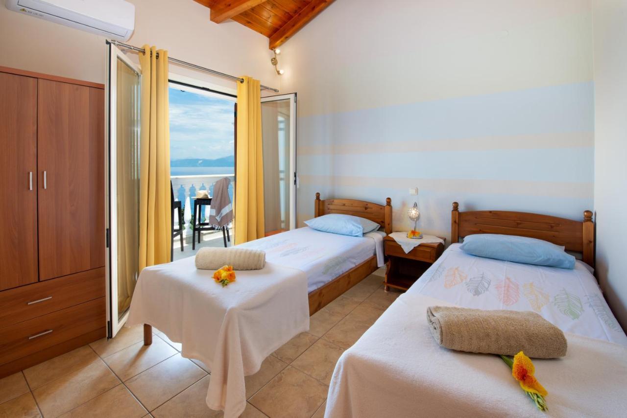 Villa Avgerini Paxos Гайос Экстерьер фото