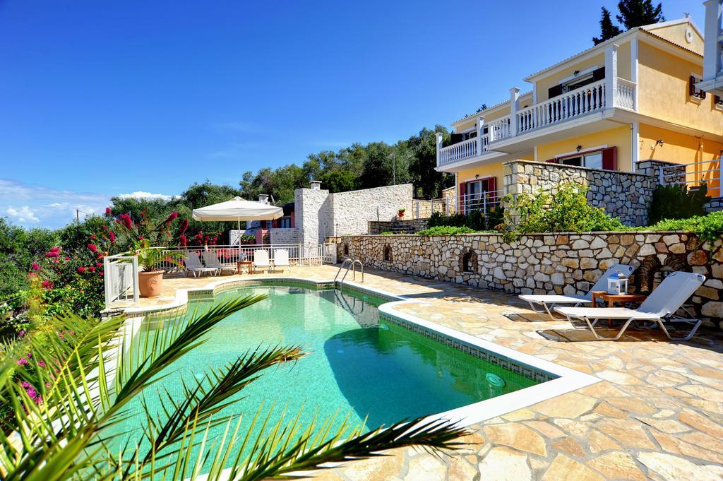 Villa Avgerini Paxos Гайос Экстерьер фото